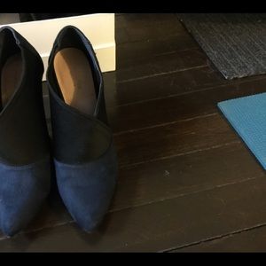 Vera wang black_blue suede boots